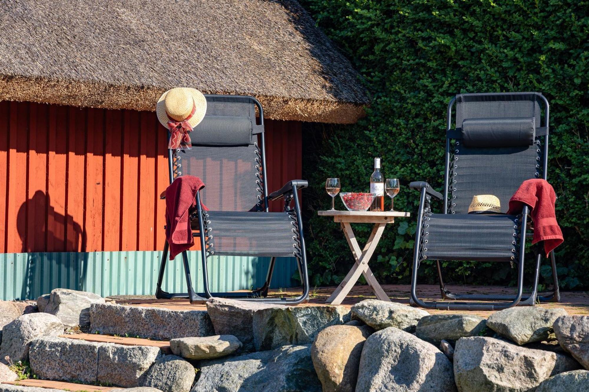 Ferienhaus Preetz 1A - Idylle Unter Reet Burtevitz Eksteriør bilde