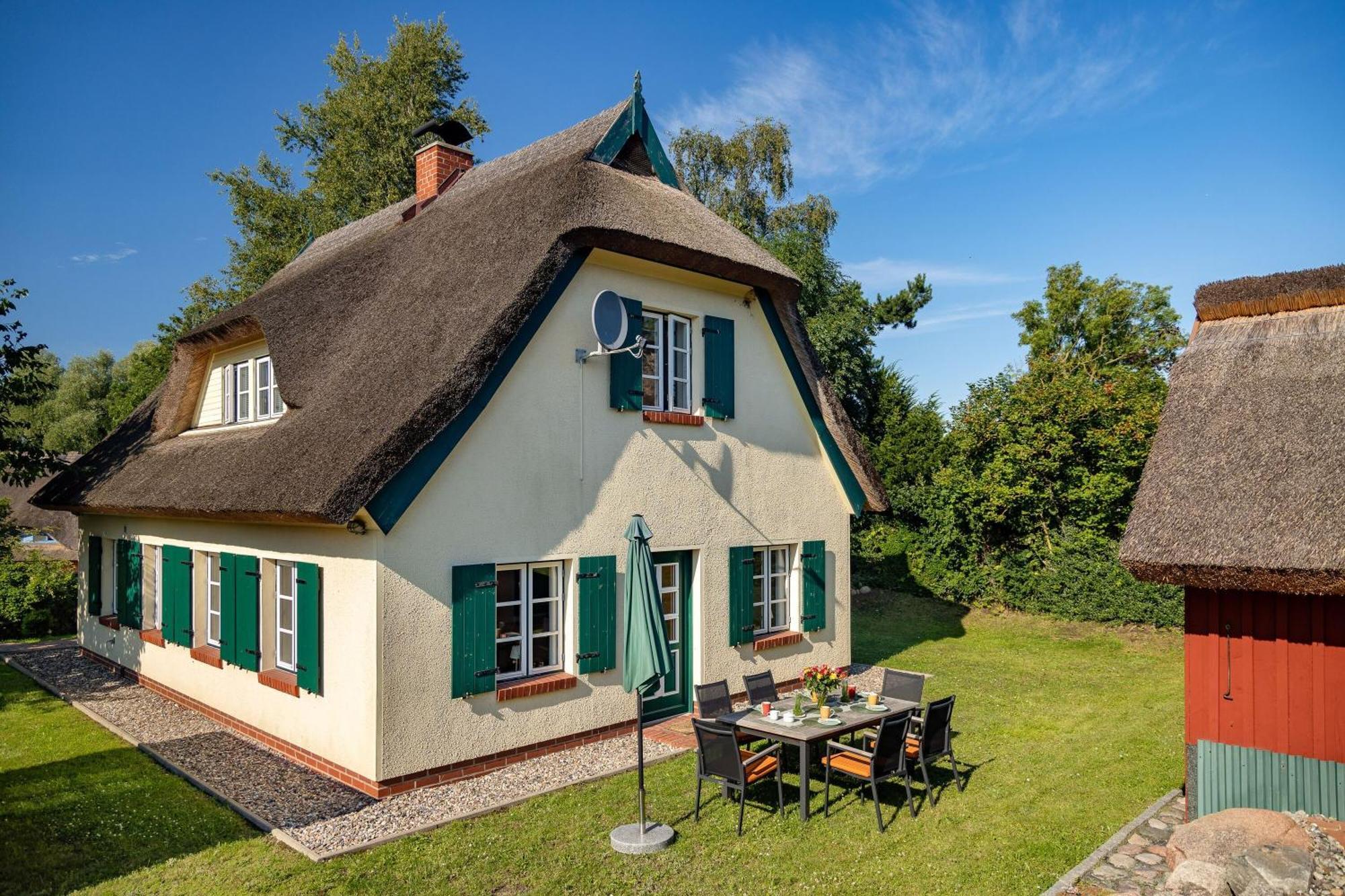 Ferienhaus Preetz 1A - Idylle Unter Reet Burtevitz Eksteriør bilde