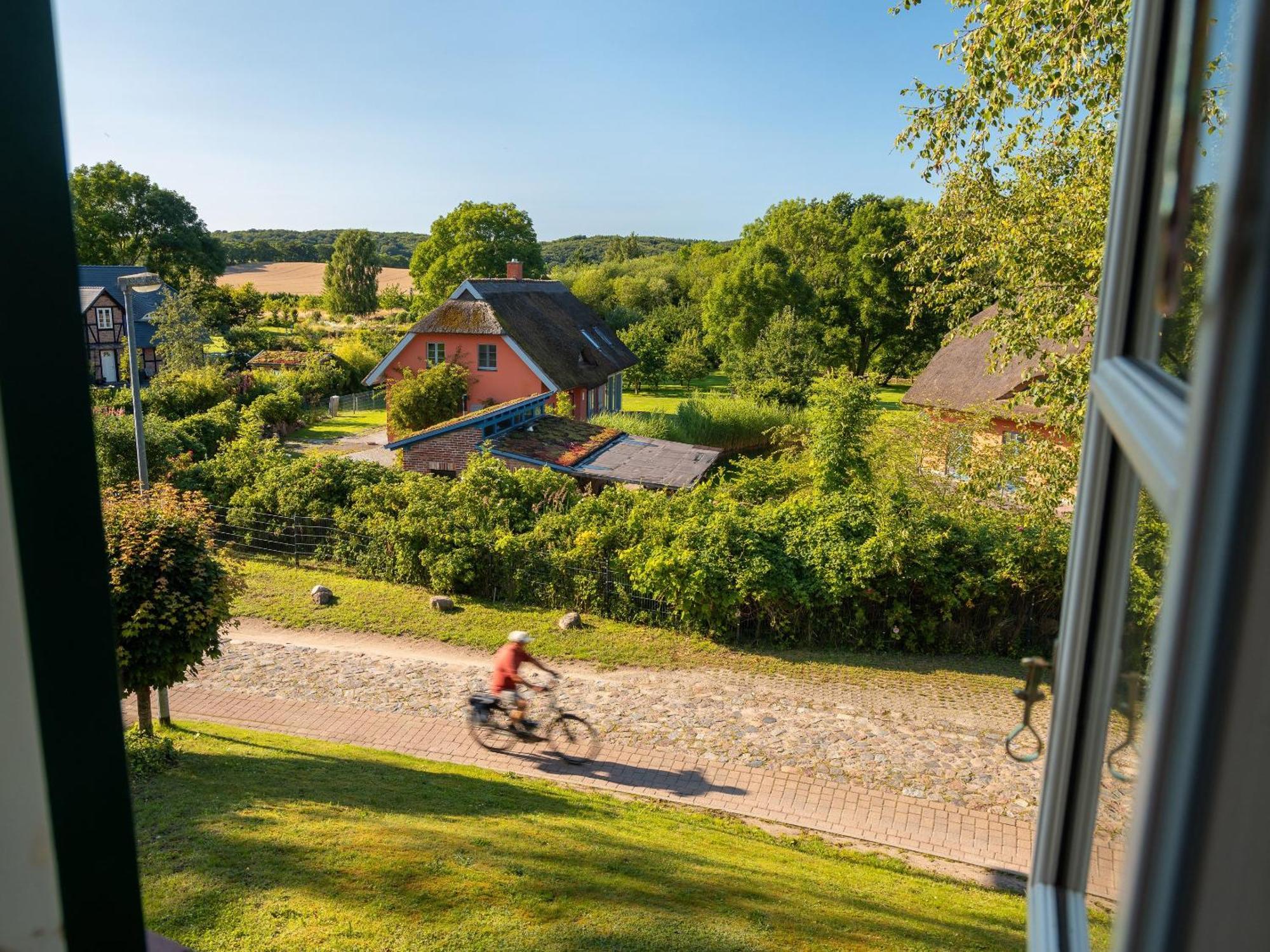 Ferienhaus Preetz 1A - Idylle Unter Reet Burtevitz Eksteriør bilde